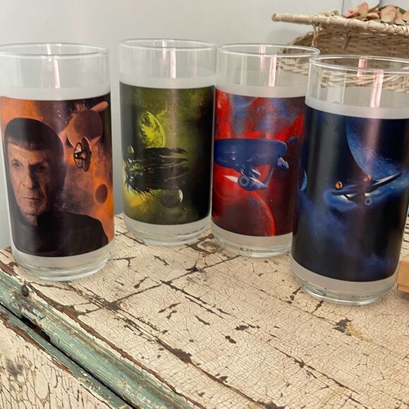 Set of 4 Star Trek glasses , Paramount promotional, Burger King 2008. - Picture 2 of 8